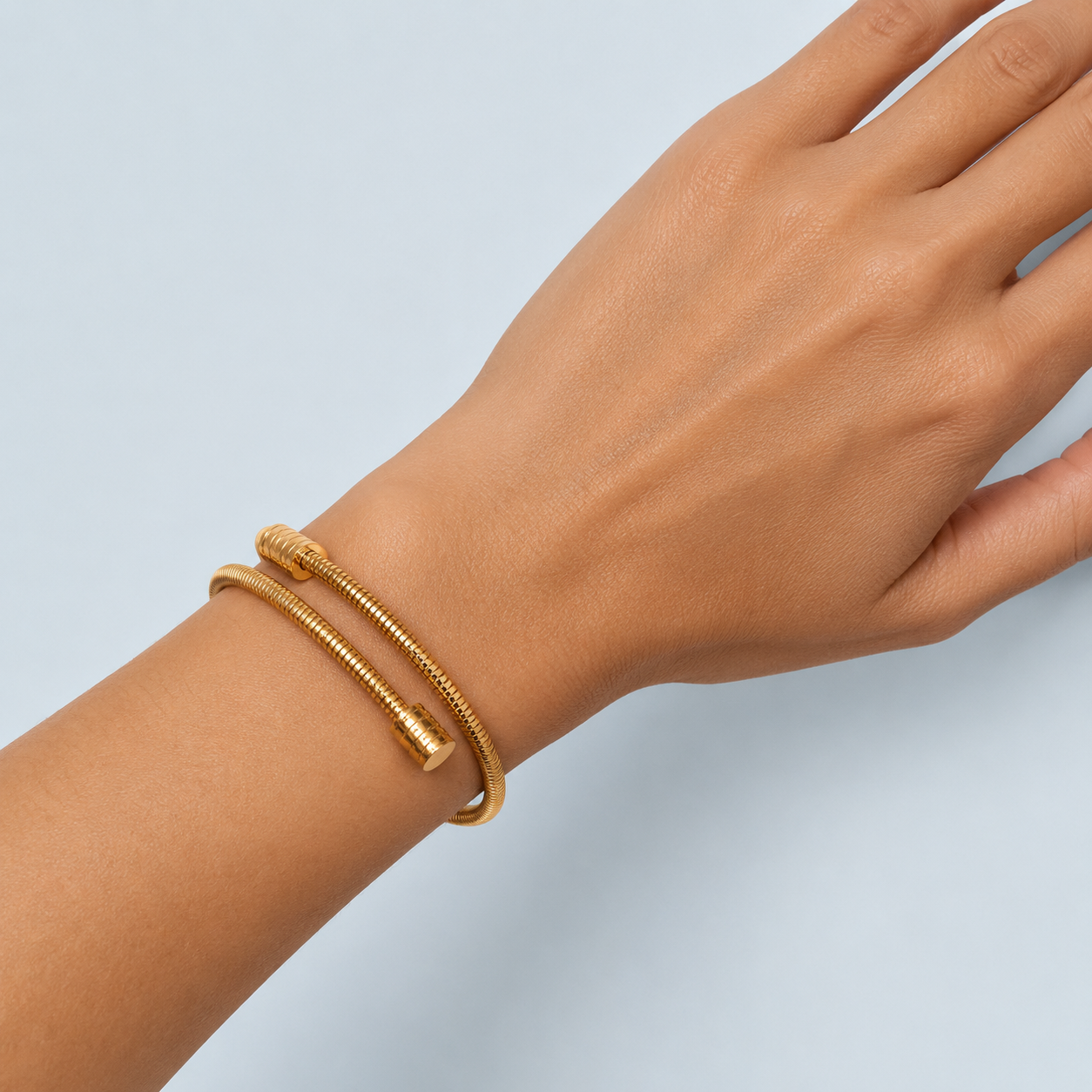Eliška Elegantní Pulsera Twister Minimalistický Náramek