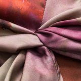 Silvie – Trendy midi šaty v tie-dye stylu s detailním uzlem
