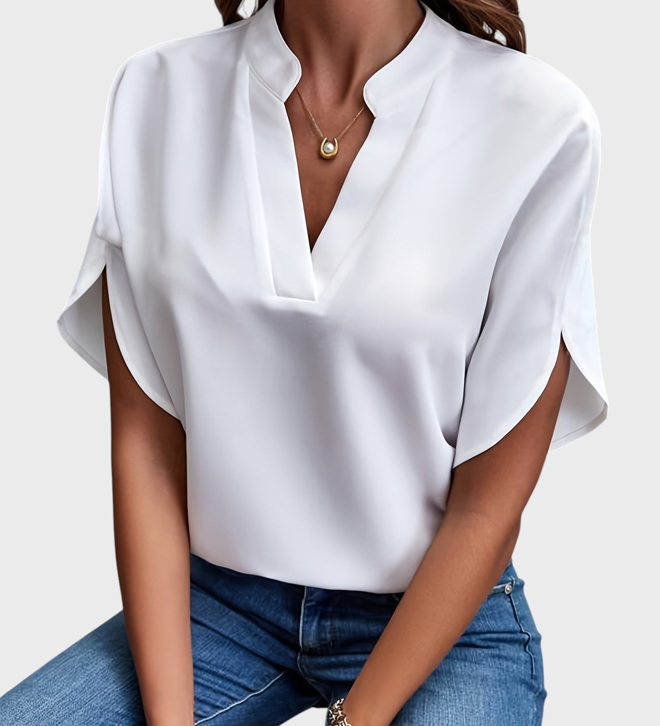 Andrea - Elegantní a lehká dámská blůza