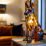 Lampa s německým ovčákem z barevného skla