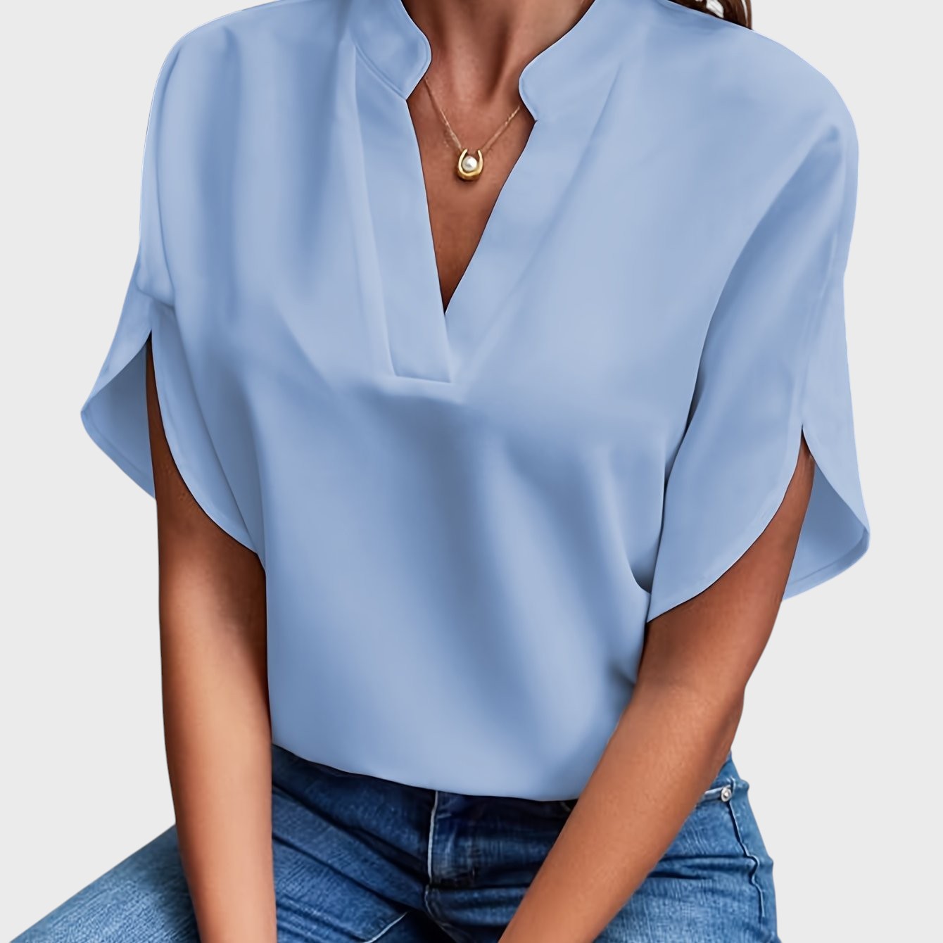 Andrea - Elegantní a lehká dámská blůza