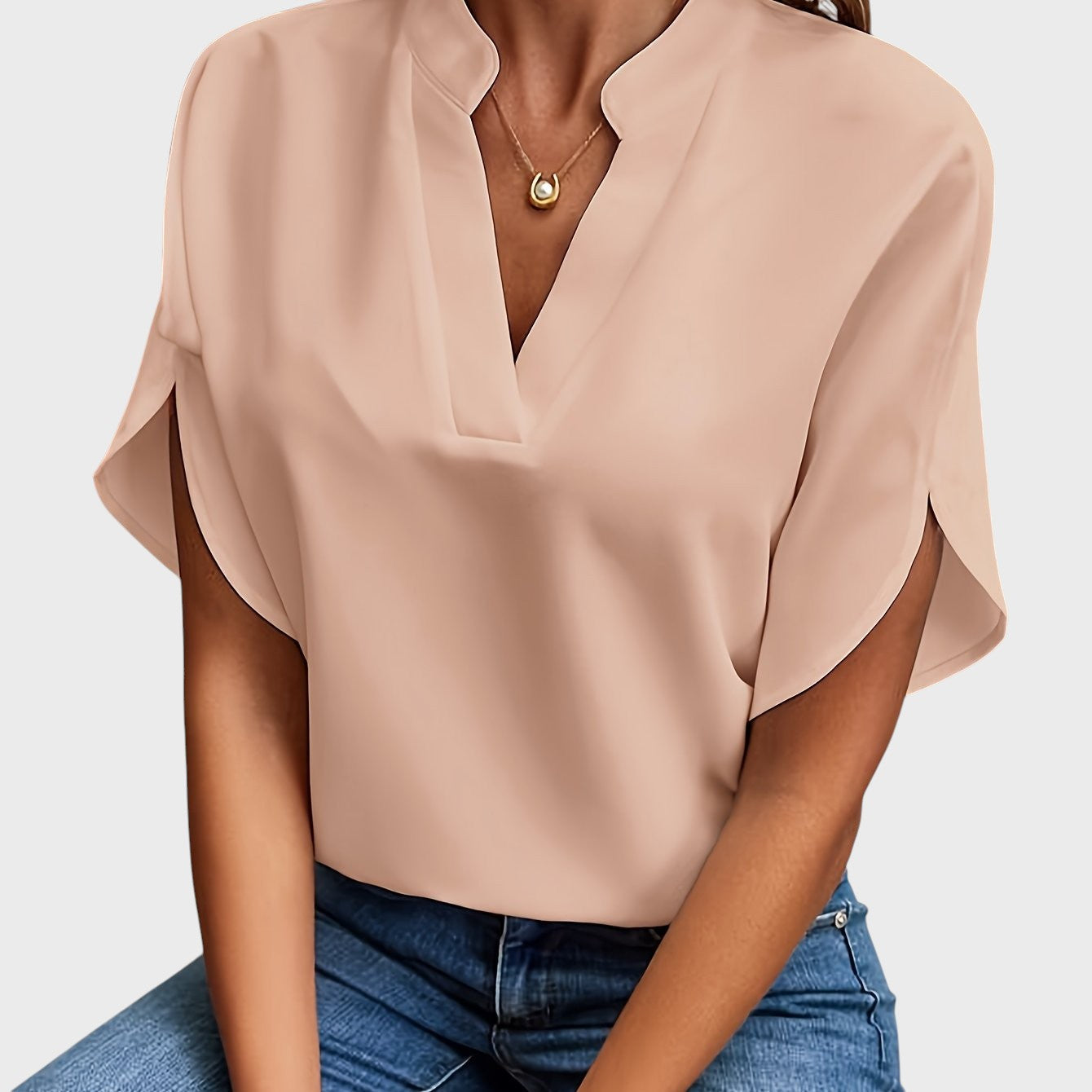 Andrea - Elegantní a lehká dámská blůza