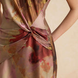 Silvie – Trendy midi šaty v tie-dye stylu s detailním uzlem