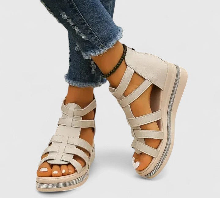 Kendall | Ortopedické sandály se strass kamínky